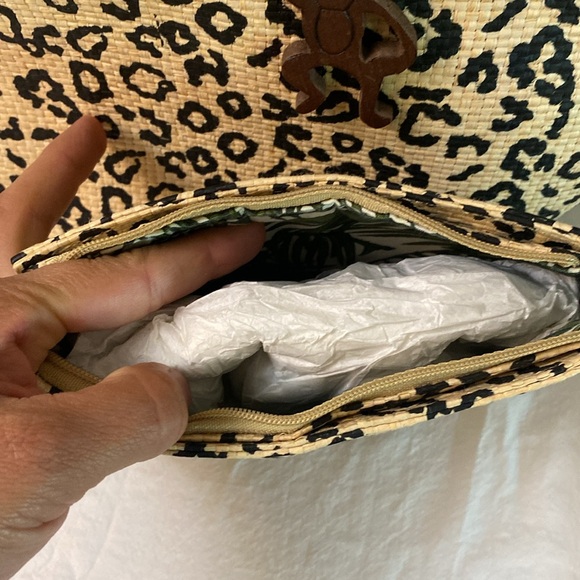 Leopard Print Beach Bag - Picture 3 of 11